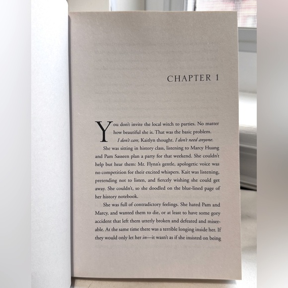 📚 Best Selling The Night Vision Series - Dark Visions by L.J. Smith Book - Picture 4 of 16